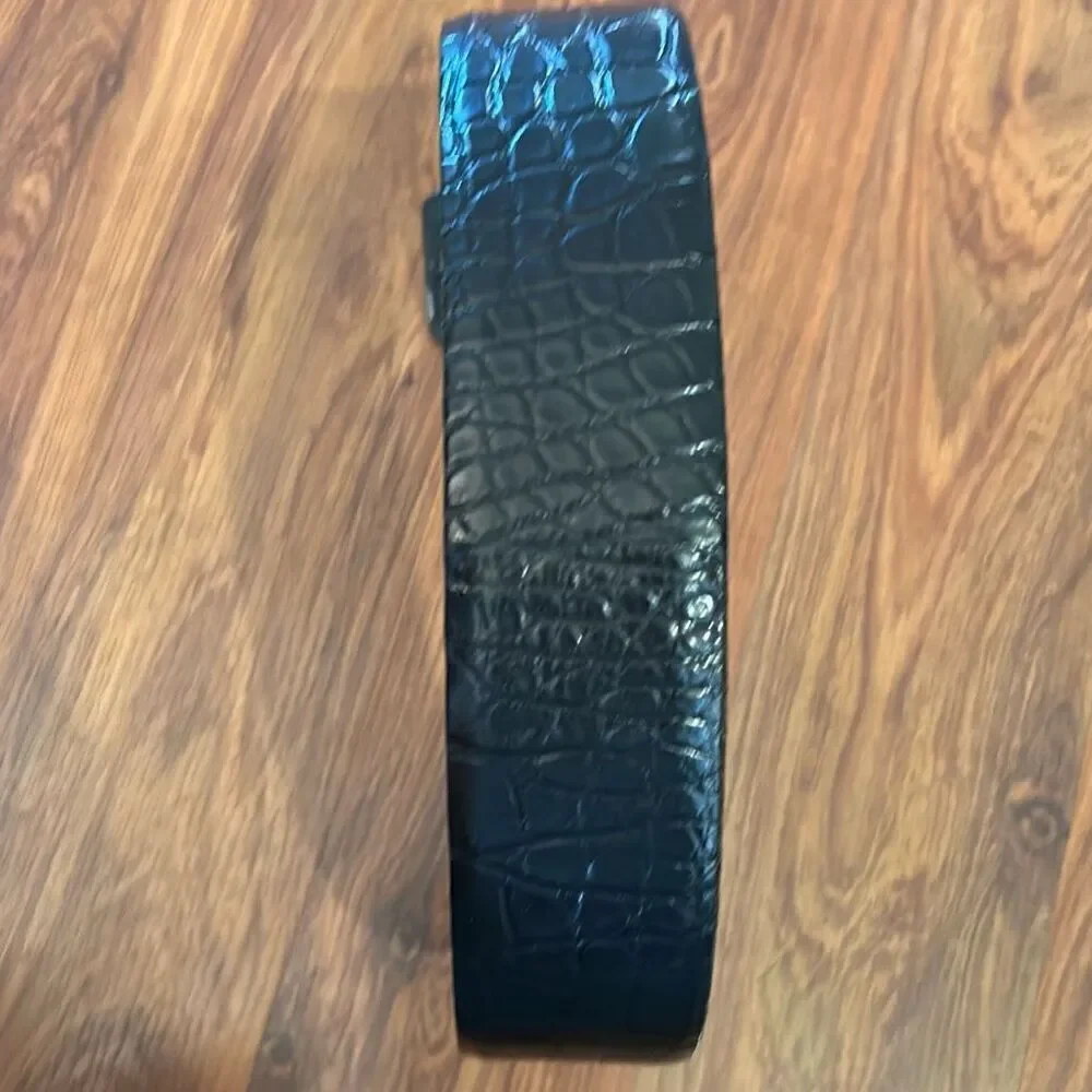 Donna Karan collection black wide leather croc belt size small
